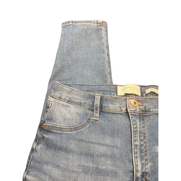Regeneration By Celebrity Pink Light Wash Distressed Skinny Jeans Size 13 - Picture 2 of 5